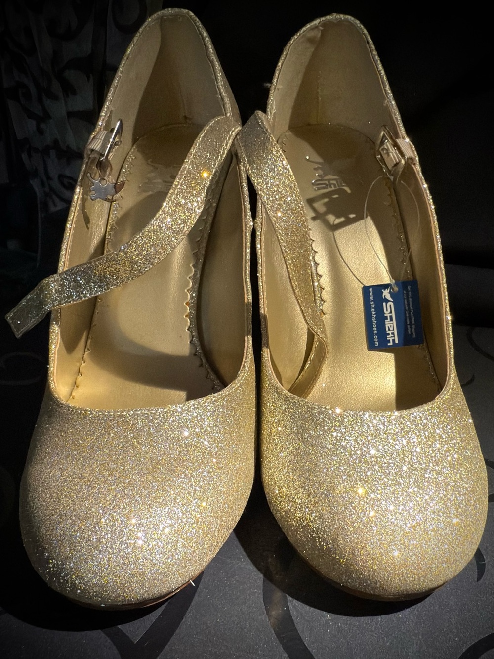 Gold glitter Mary Jane’s - Picture 11 of 11